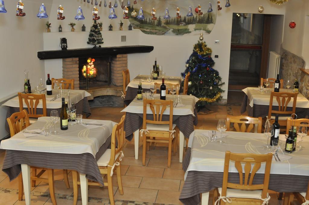 Hotel Santa Barbara Ronzo-Chienis Exteriér fotografie